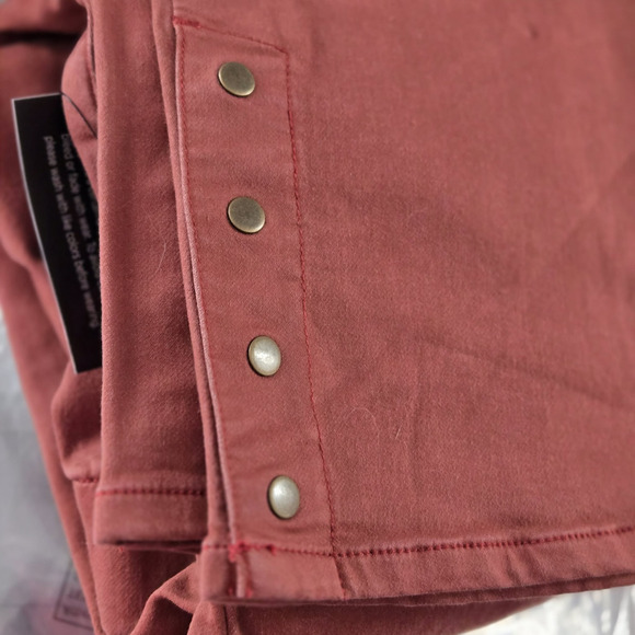 Denim & Co. Adaptive Comfy Knit Slim Ankle Wheelchair Pant Size XL NWT Rich Rust - Picture 4 of 5